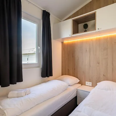 In Near The Шале Миделкерк